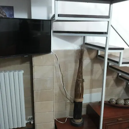 La Corte Piccola לצ'ה