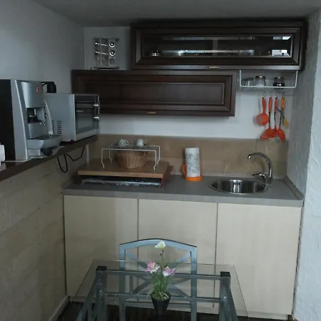 La Corte Piccola بيت ضيافة *